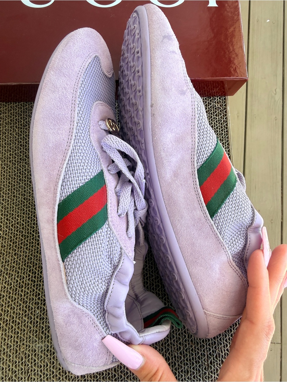 Gucci Women’s Shift Sneaker Lavender with Green-Red Gold GG Sz 11 Worn twice - Picture 2 of 11